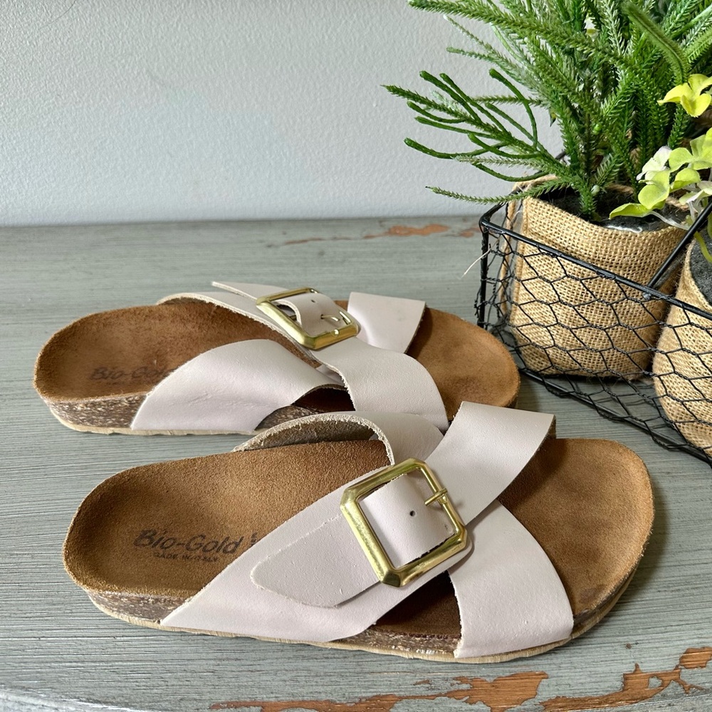 Women's Peachy Cream Sandals